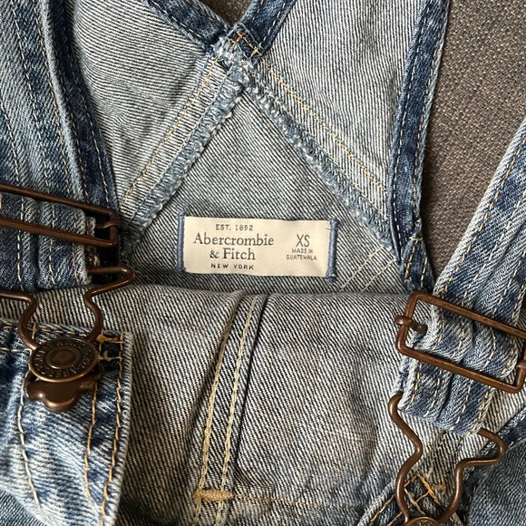 Abercrombie & Fitch Overalls - Picture 3 of 3